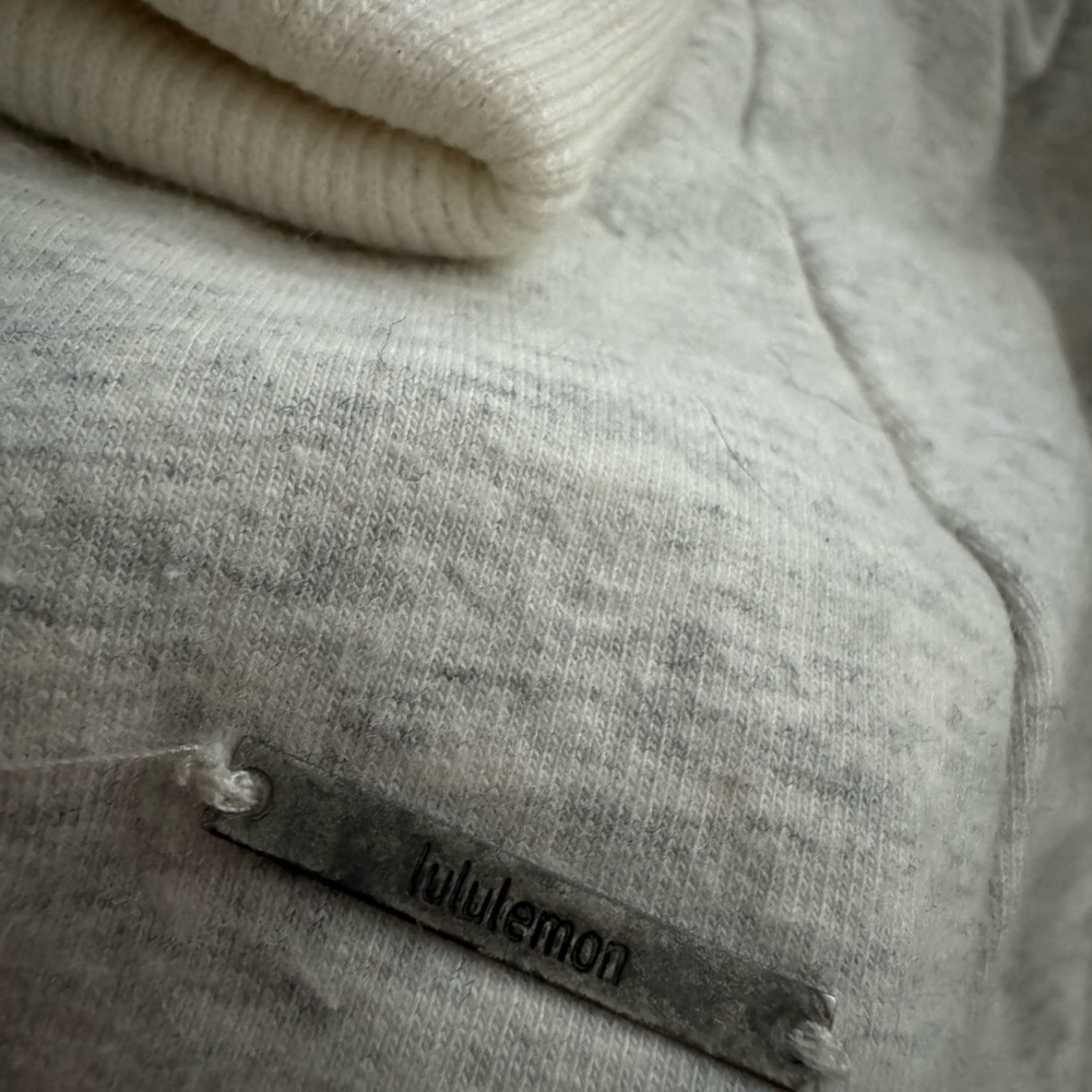 Lululemon Wrap Up Jacket - Picture 4 of 16